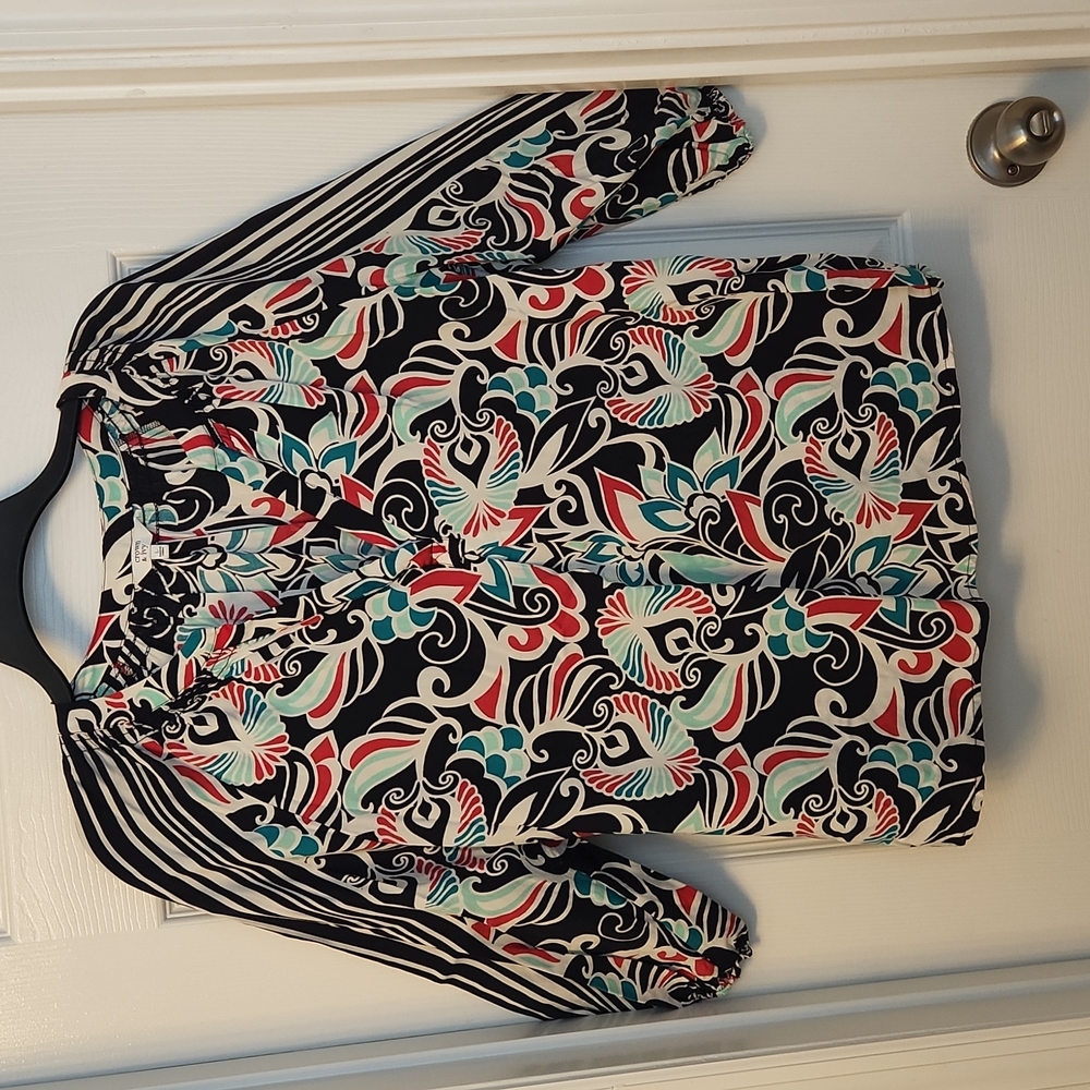 Crown & Ivy Colorful Blouse